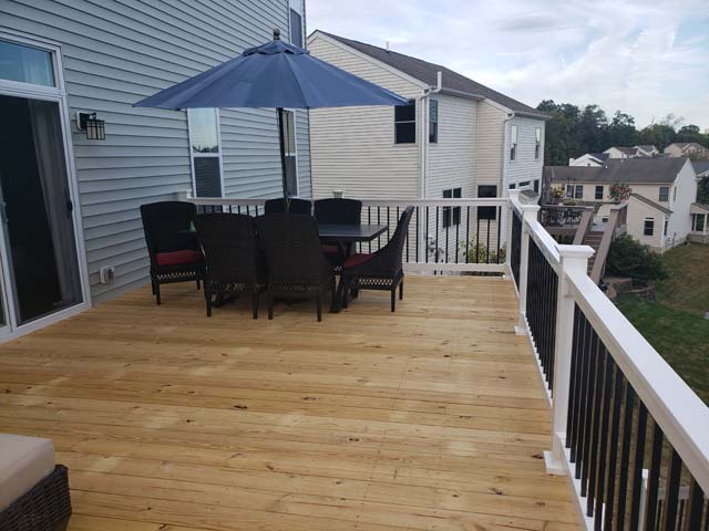 Wood Deck With Vinyl Railing 2